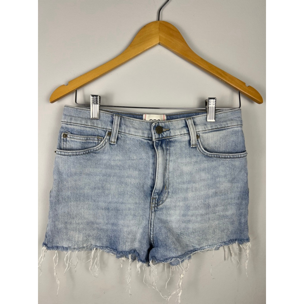 BDG Urban Outfitters Girlfriend Denim Shorts Light Wash Frayed Hem Size 28